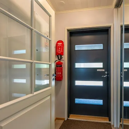 Apartmán Kotokuusi 4 - Ulkoilijoiden Suosikkikohde, Sisaeltaeae Siivouksen Ja Wifin